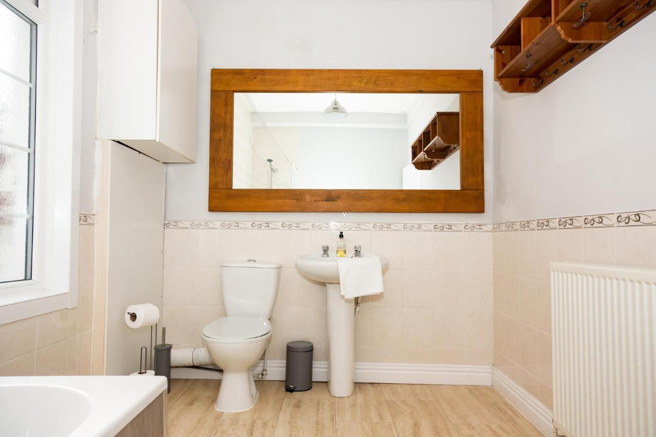 อเล็กซานเดอร์ อพาร์ทเมนท์ เซาท์ ชิลด์ส Apartment Jarrow ภายนอก รูปภาพ