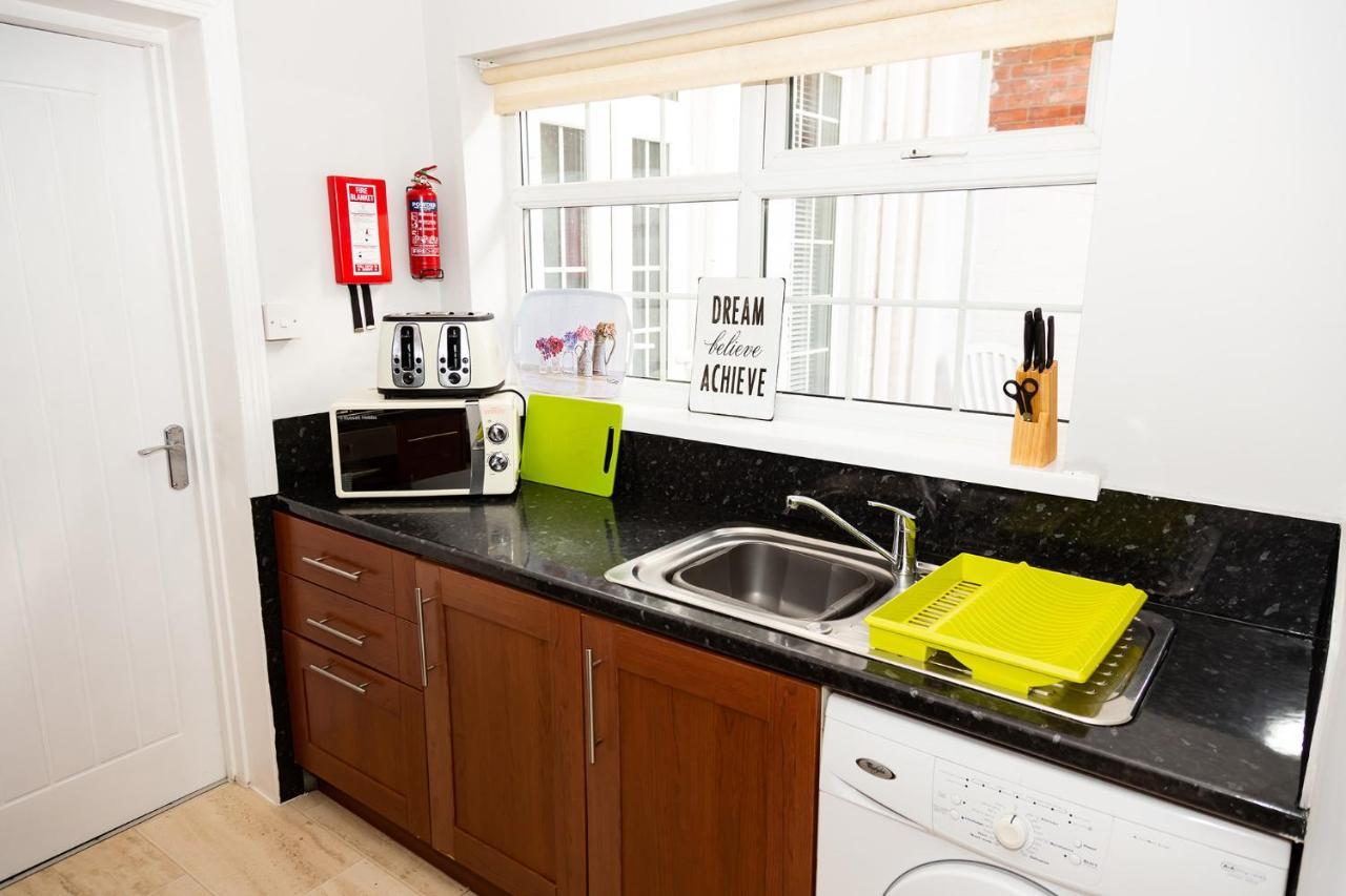 อเล็กซานเดอร์ อพาร์ทเมนท์ เซาท์ ชิลด์ส Apartment Jarrow ภายนอก รูปภาพ