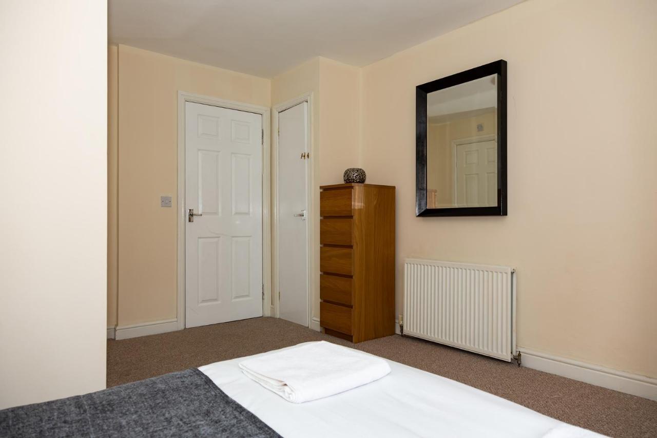 อเล็กซานเดอร์ อพาร์ทเมนท์ เซาท์ ชิลด์ส Apartment Jarrow ภายนอก รูปภาพ